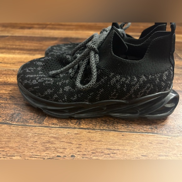 kkdom Boys Running Sneakers Shoes Athletic Black and grey 10.5 Toddler - Picture 5 of 11